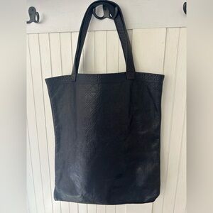 Elegant Black Tote Bag